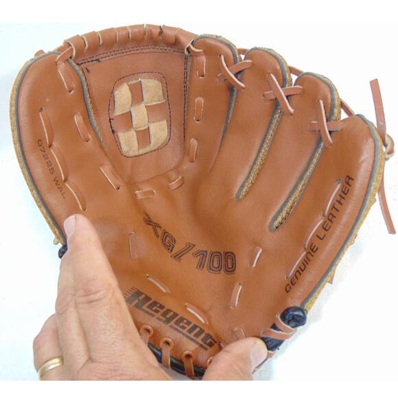 Regent Baseball Glove XG/100 RHT 10" Genuine leather 07225 WAL Right Hand Throw - Picture 4 of 8